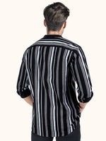 Load image into Gallery viewer, Men Smart Fit Stripped Black Full Sleeve Shirt
