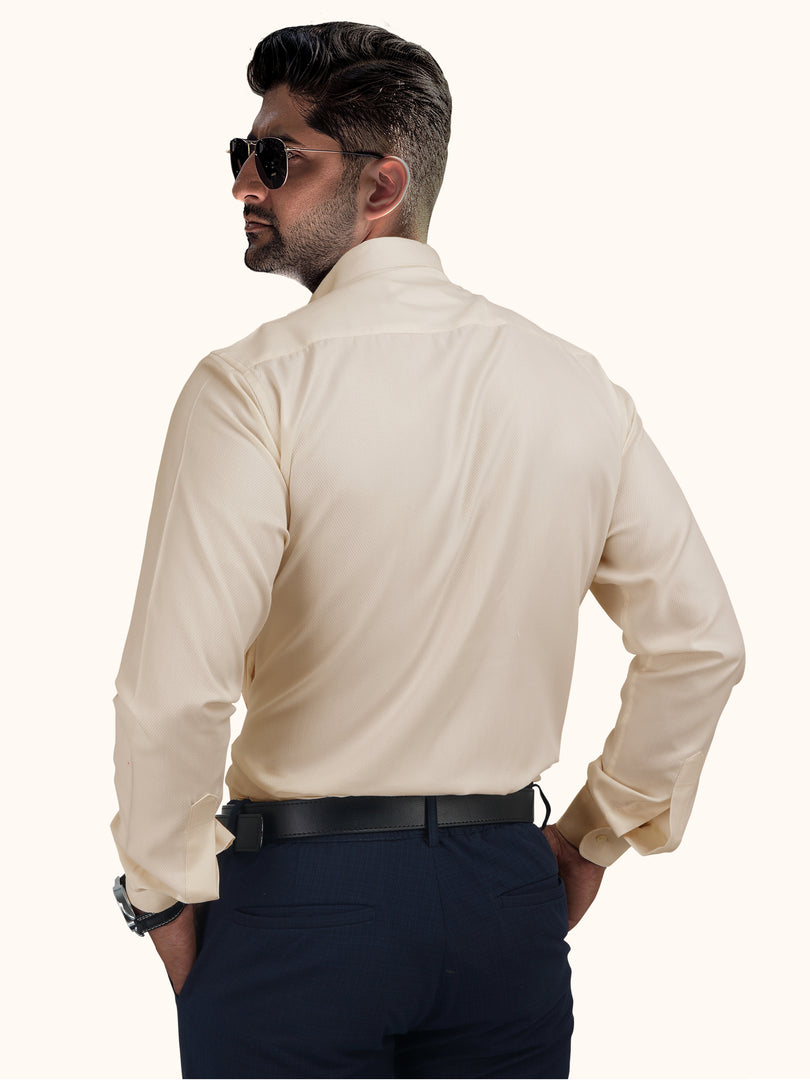 MENS CREAM PLAIN SMART FIT FULL SLEEVE FORMAL SHIRT