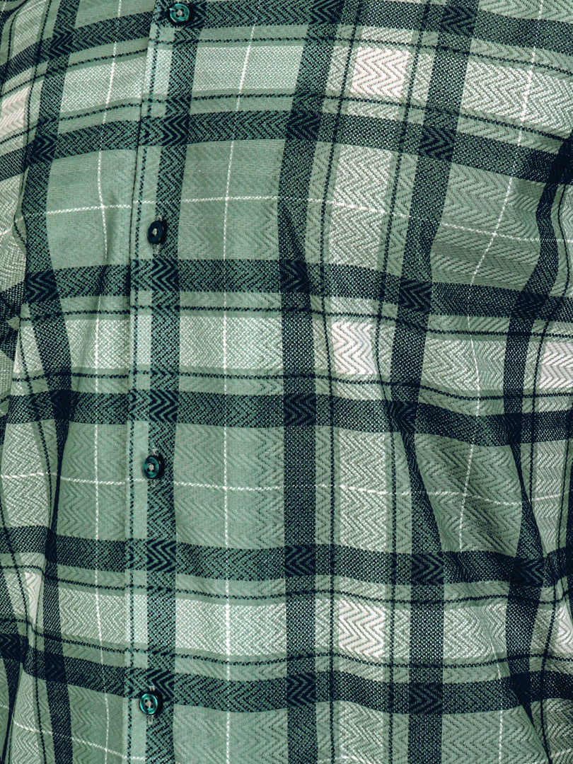 Men Smart Fit Chequered Green Half Sleeve Shirt