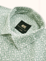 Load image into Gallery viewer, Men Smart Fit Abstract Print Green Full Sleeve Shirt
