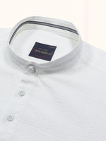 Load image into Gallery viewer, MENS POPCORN WHITE PLAIN SLIM FIT SHORT KURTA
