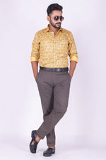 Load image into Gallery viewer, MENS COTTON YELLOW PRINTED SLIM FIT FULL SLEEVE CASUAL SHIRT
