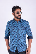 Load image into Gallery viewer, MENS COTTON BLUE PRINTED SLIM FIT FULL SLEEVE CASUAL SHIRT
