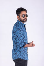 Load image into Gallery viewer, MENS COTTON BLUE PRINTED SLIM FIT FULL SLEEVE CASUAL SHIRT
