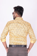 Load image into Gallery viewer, MENS COTTON YELLOW PRINTED SLIM FIT FULL SLEEVE CASUAL SHIRT
