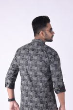 Load image into Gallery viewer, MENS COTTON BLACK PRINTED SLIM FIT FULL SLEEVE CASUAL SHIRT
